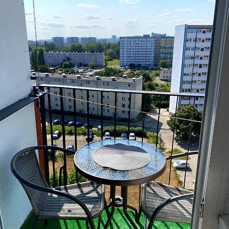 Studio 17M2 - Przymorze, Close To The Beach Gdansk Exterior photo